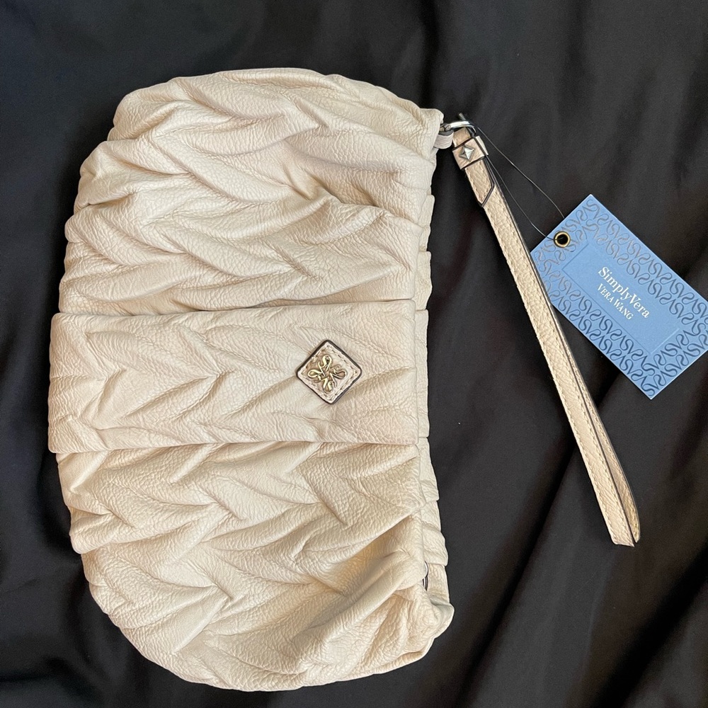 Simply Vera Clutch